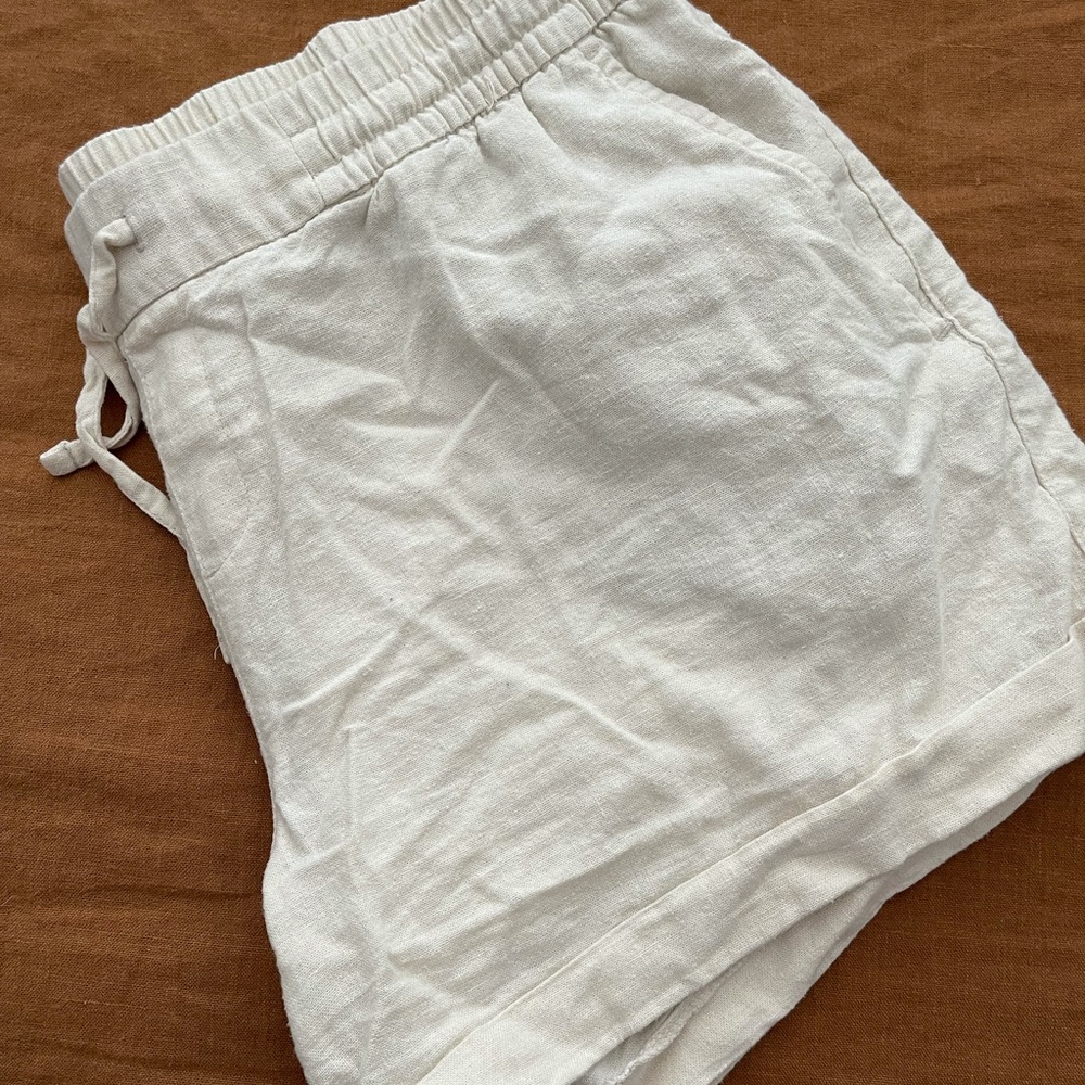 OLD NAVY LINEN SHORTS